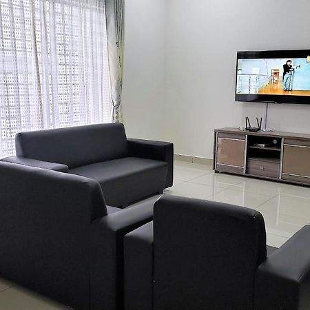 Sr Home-Stay @ Klia Kuala Lumpur Exterior photo